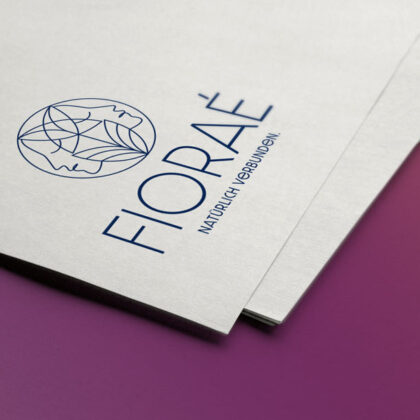 Logo Verbunden Blume Gesichter Freunde Verwachsen Gemeinschaft Netzwerk Gemeinsam Blume Pflanze Vernetzt Teamwork Partner Natur Stärke Fertiges Logo kaufen Logoshop Logoatelier.de