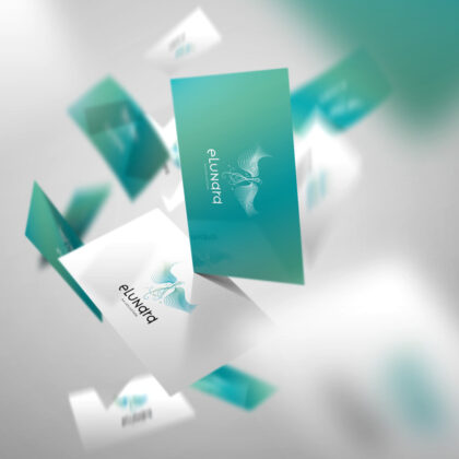 Logo Wesen Licht Bewegung Farbe Phönix Weiblichkeit Feine Schwingung Harmonie Schönheit Weich Feminin Linien Form Aufbruch Fertiges Logo kaufen Logoshop Logoatelier.eu